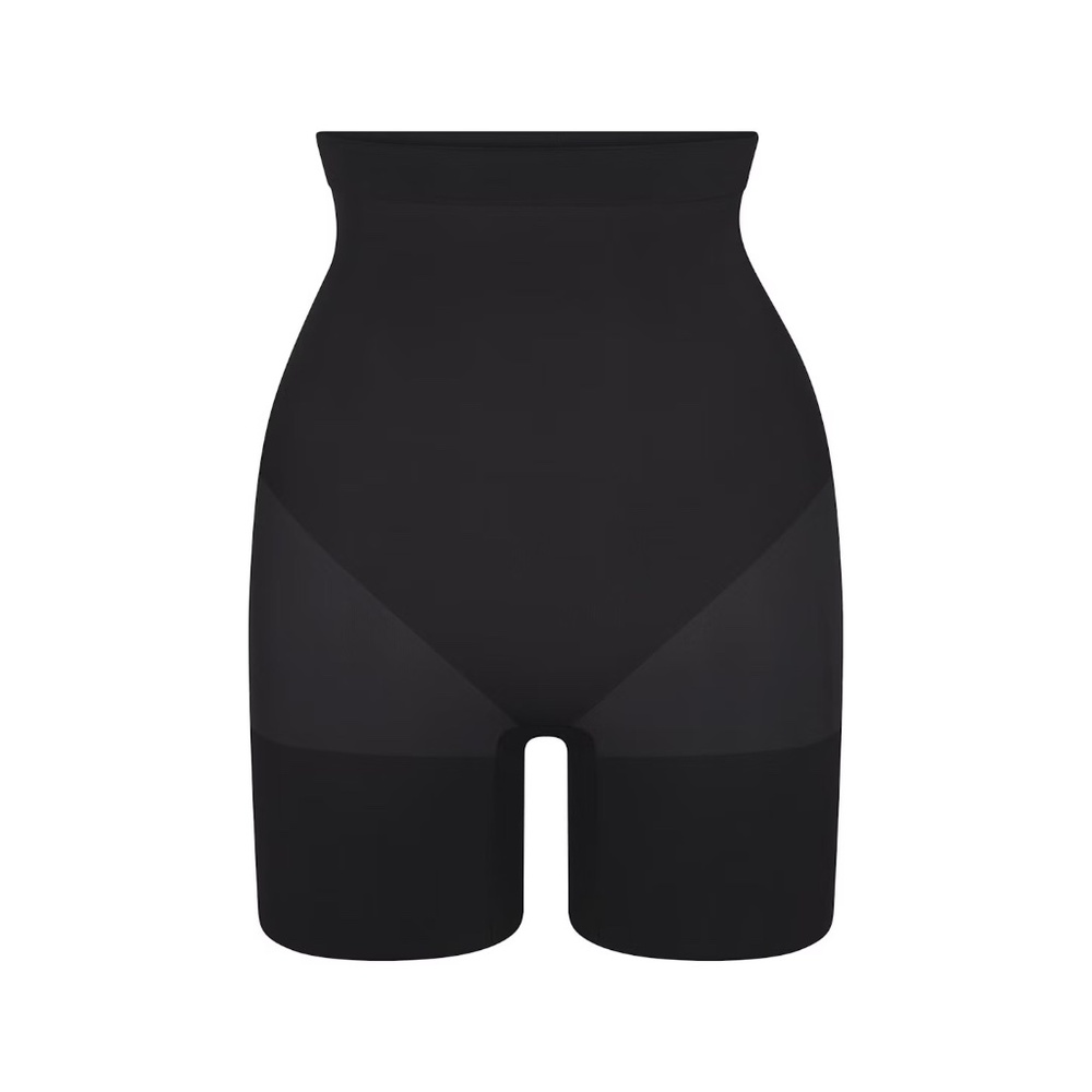 Skims Sheer Seamless Mid Thigh Short Size Large NWT!